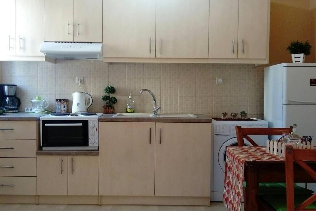 Appartement Cozy In Location Of Héraklion